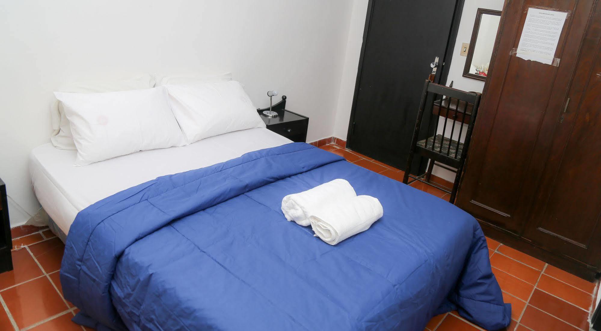 Costanera Hostel أسونسيون المظهر الخارجي الصورة
