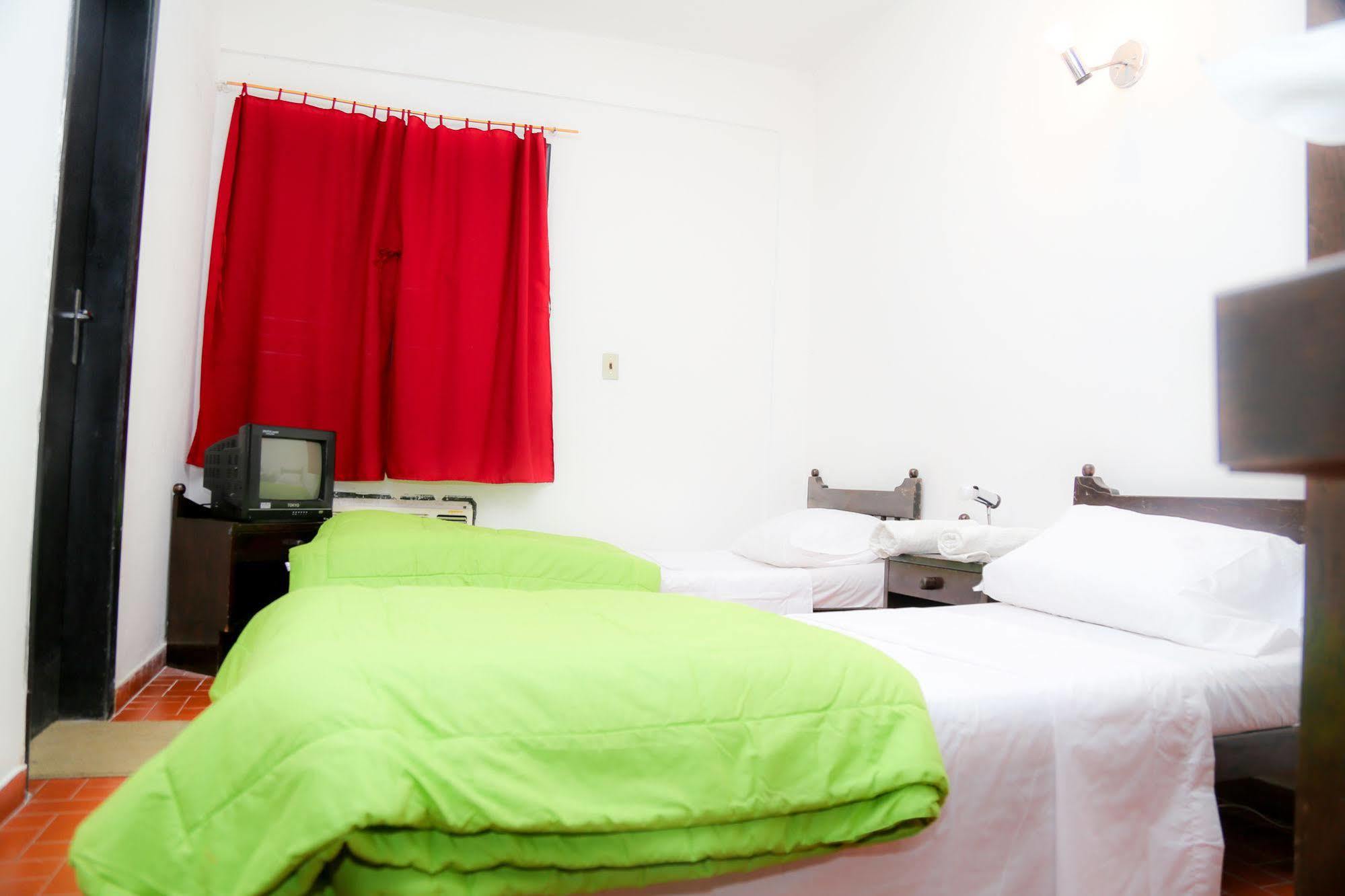 Costanera Hostel أسونسيون المظهر الخارجي الصورة